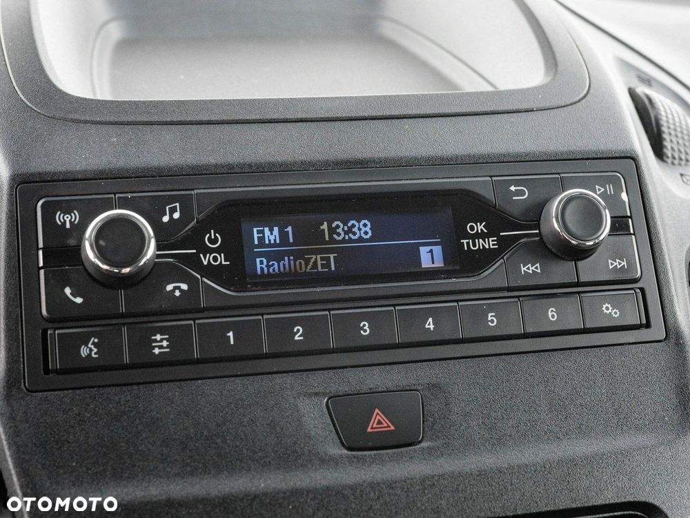 Ford Transit Connect - 18