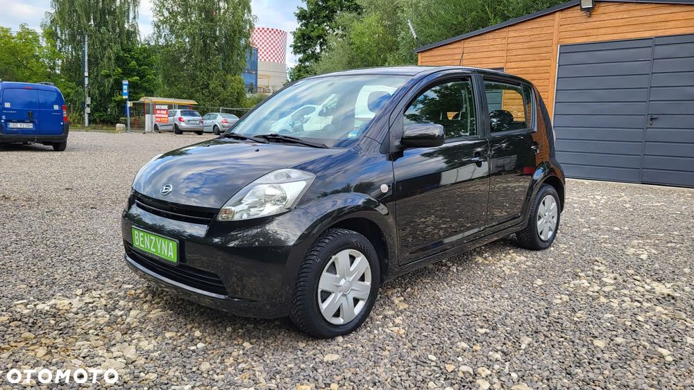 Daihatsu Sirion 1.3 - 32