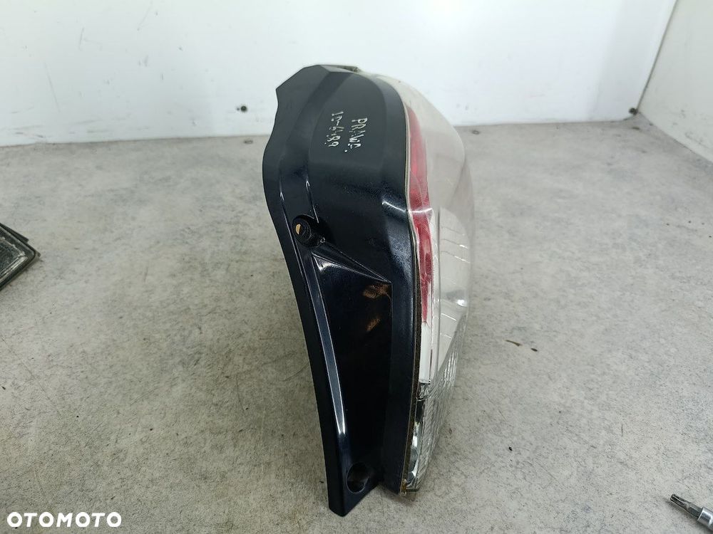 LAMPA TYLNA PRAWA MITSUBISHI OUTLANDER I - 5
