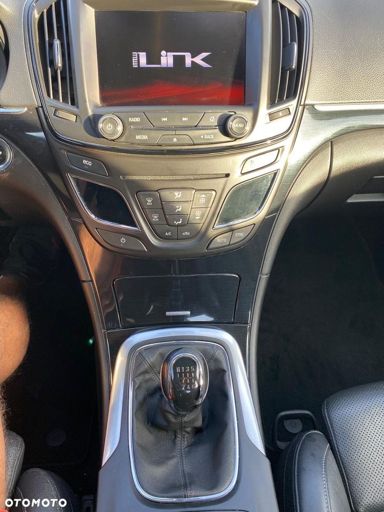 Opel Insignia - 8