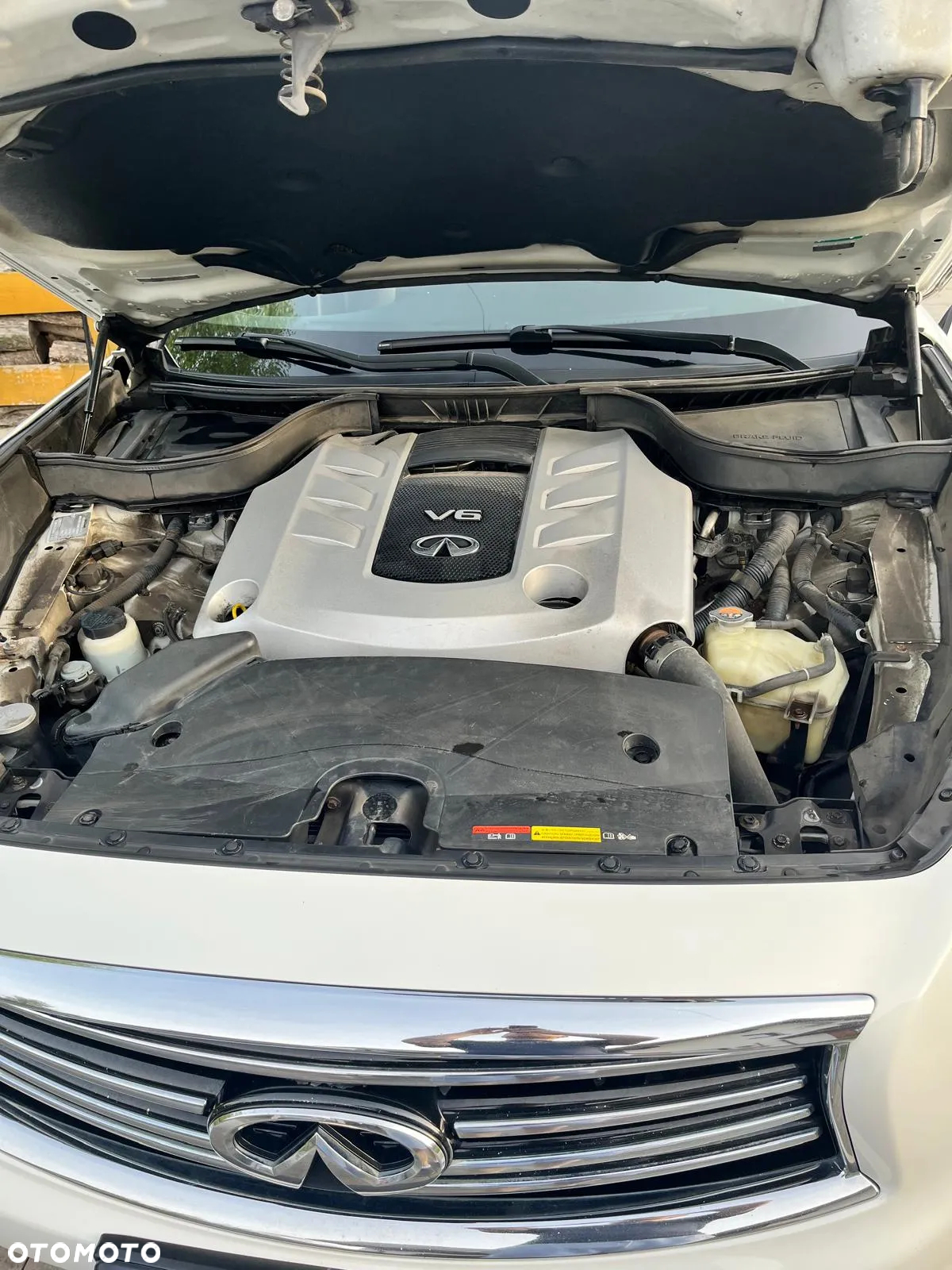 Infiniti QX70 3.0d S - 12