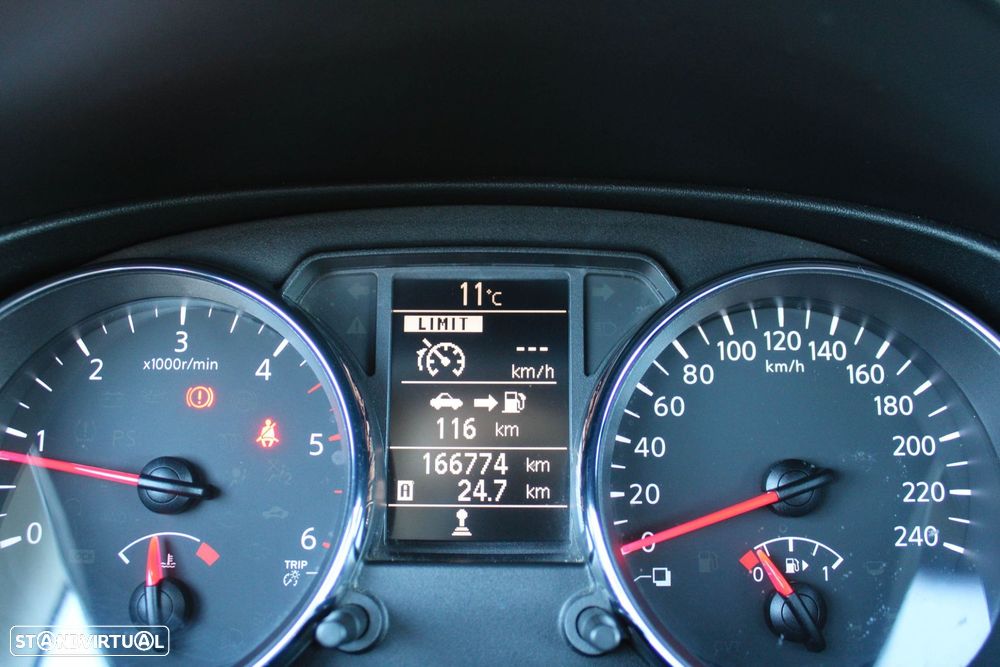 Nissan Qashqai +2 1.5 dCi Tekna Premium 18 - 34