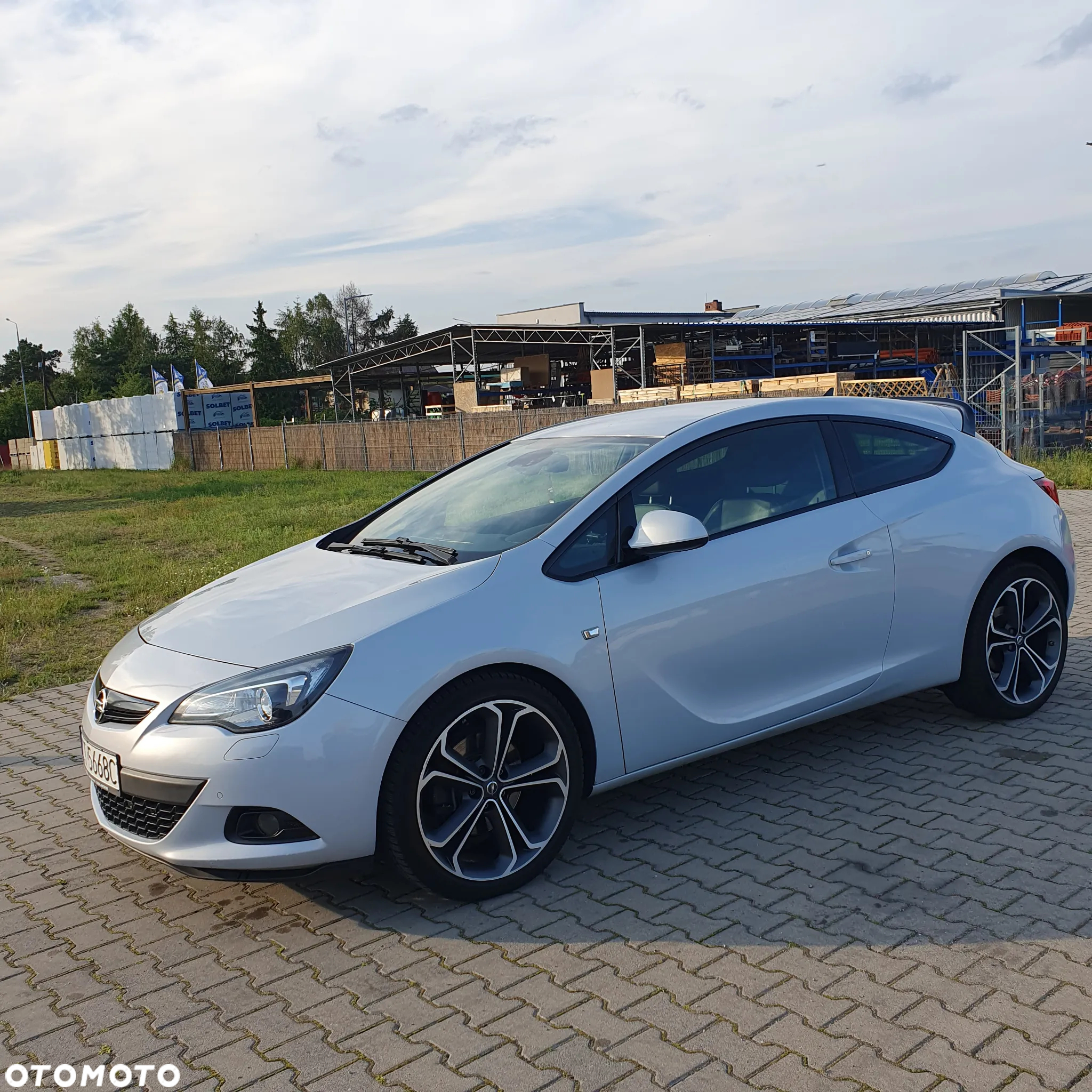 Opel Astra GTC 2.0 CDTI ecoFLEX Start/Stop - 10
