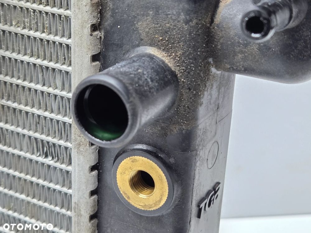 CHLODNICA  TGB BLADE 425 - 7