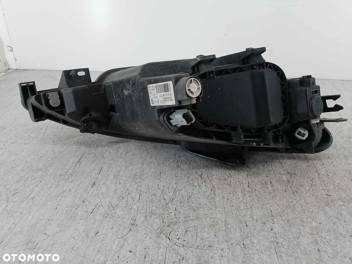 LAMPA PRZÓD LEWA PEUGEOT 206 9628666880  6204S9 087275  89001771 2.0 HDI - 2