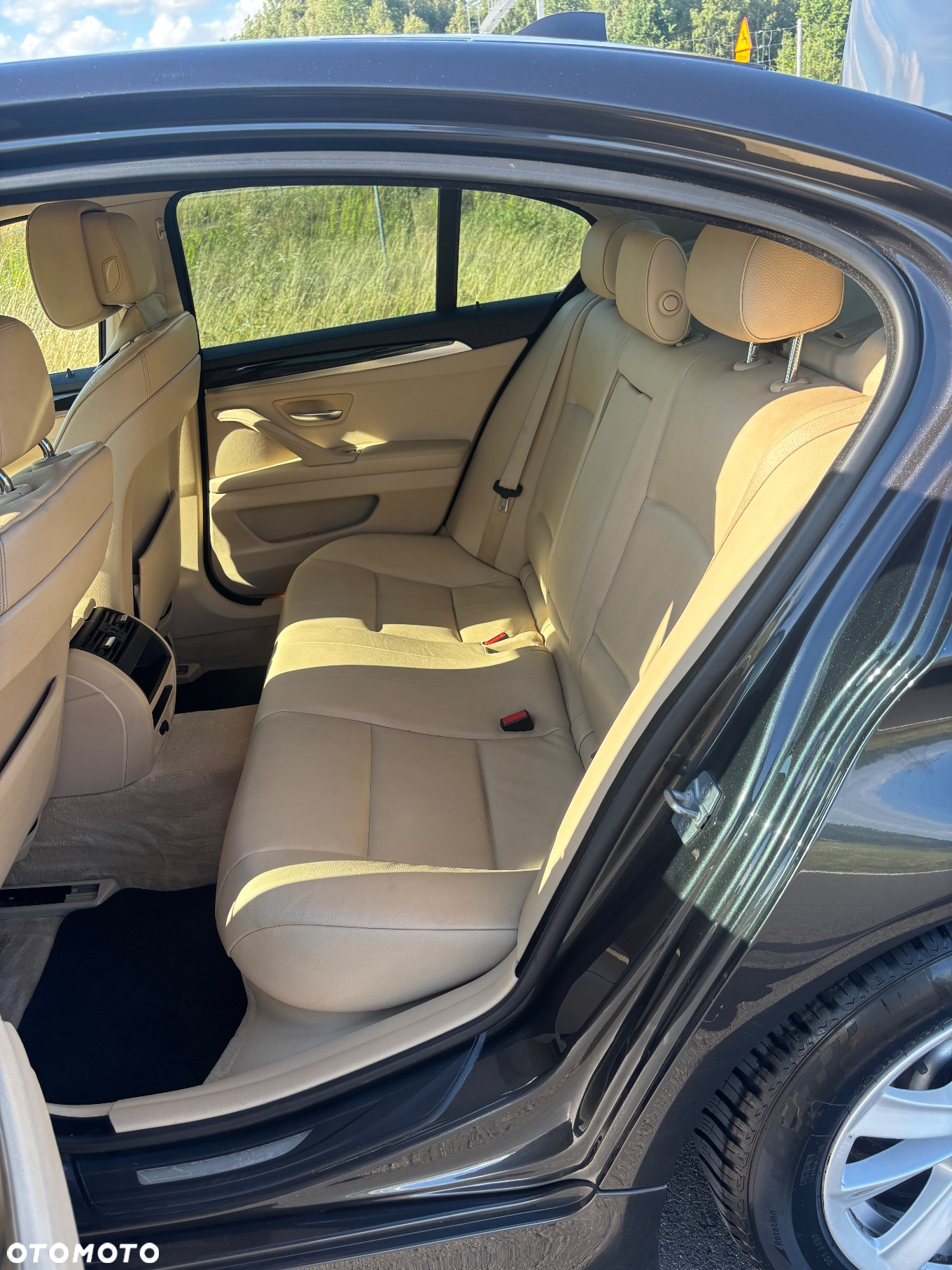 BMW Seria 5 520d - 12
