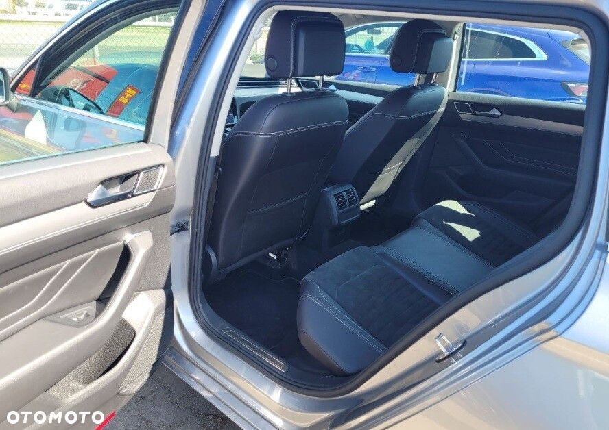 Volkswagen Passat 2.0 TDI EVO Elegance DSG - 7
