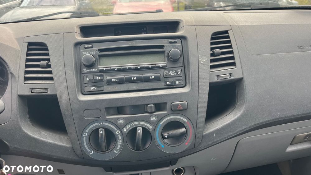 Toyota Hilux - 9