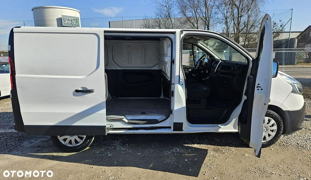 Renault Trafic - 11