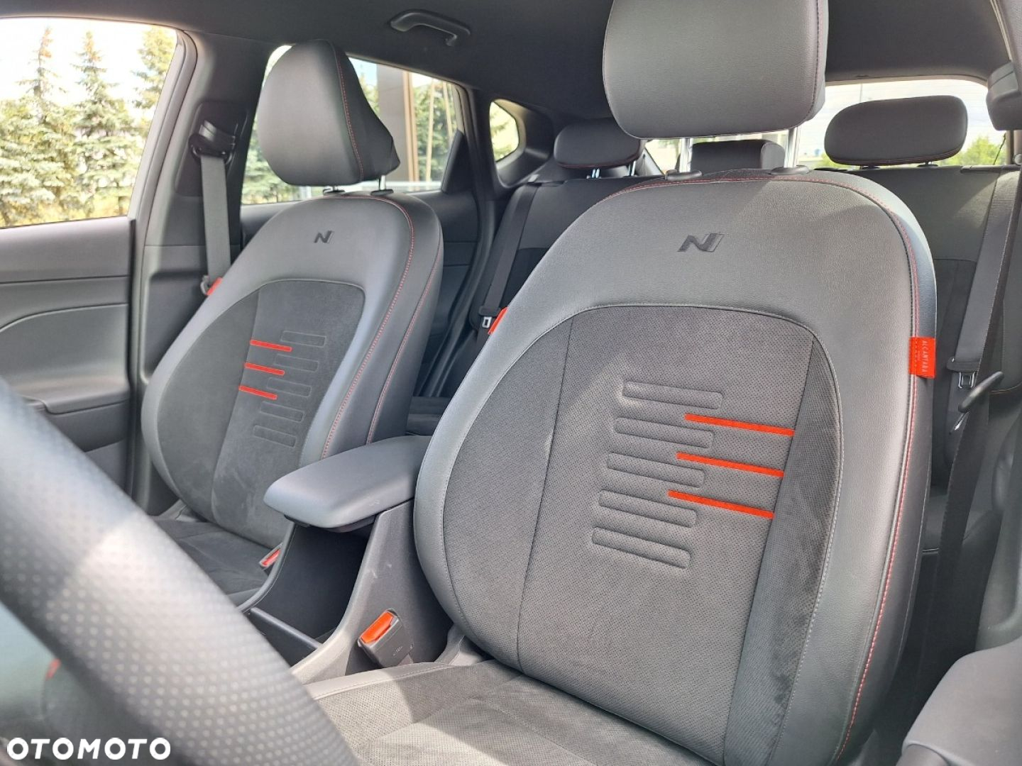 Hyundai Kona - 17