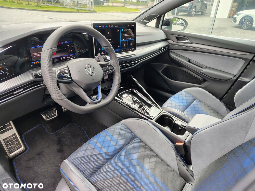 Volkswagen Golf Variant - 16