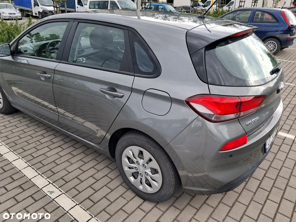 Hyundai i30 1.4 Classic + - 4