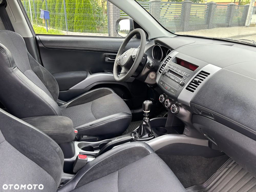 Mitsubishi Outlander 2.2 DI-D ClearTec 2WD Invite - 20