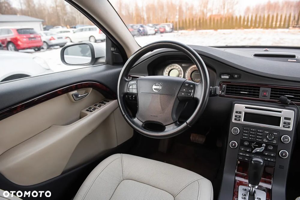 Volvo S80 V8 AWD Summum - 25