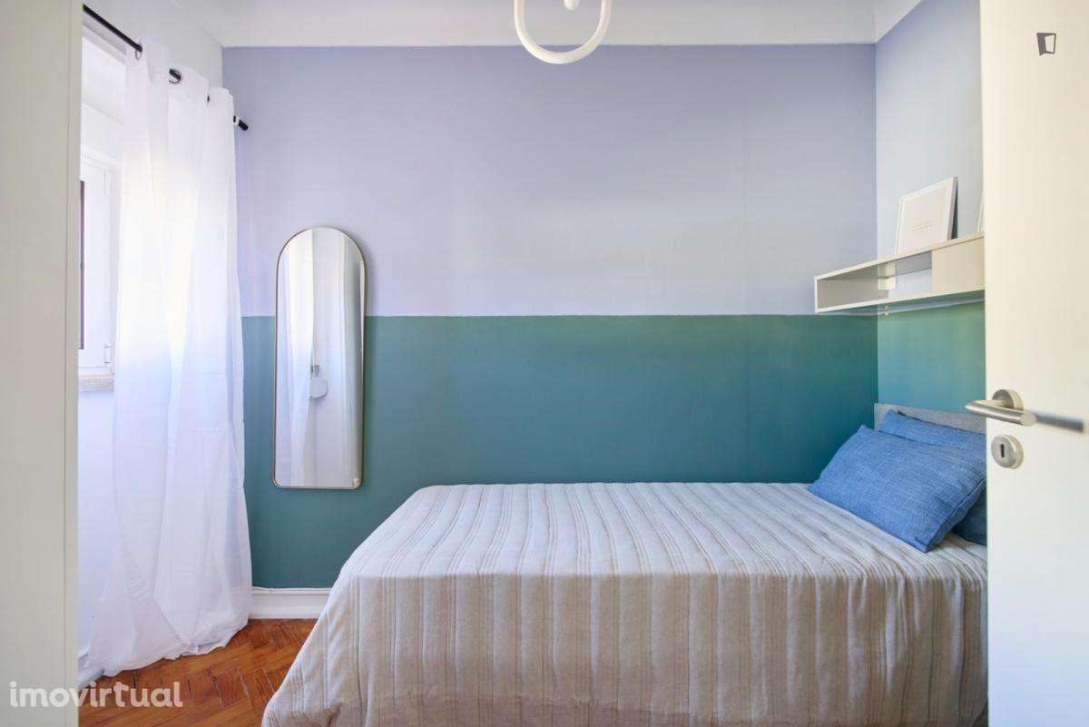 Quarto - localizado em Entrecampos Lisbon - Grande imagem: 4/17