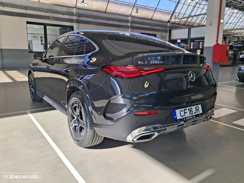 Mercedes-Benz GLC 300 e Coupe 4Matic - 8