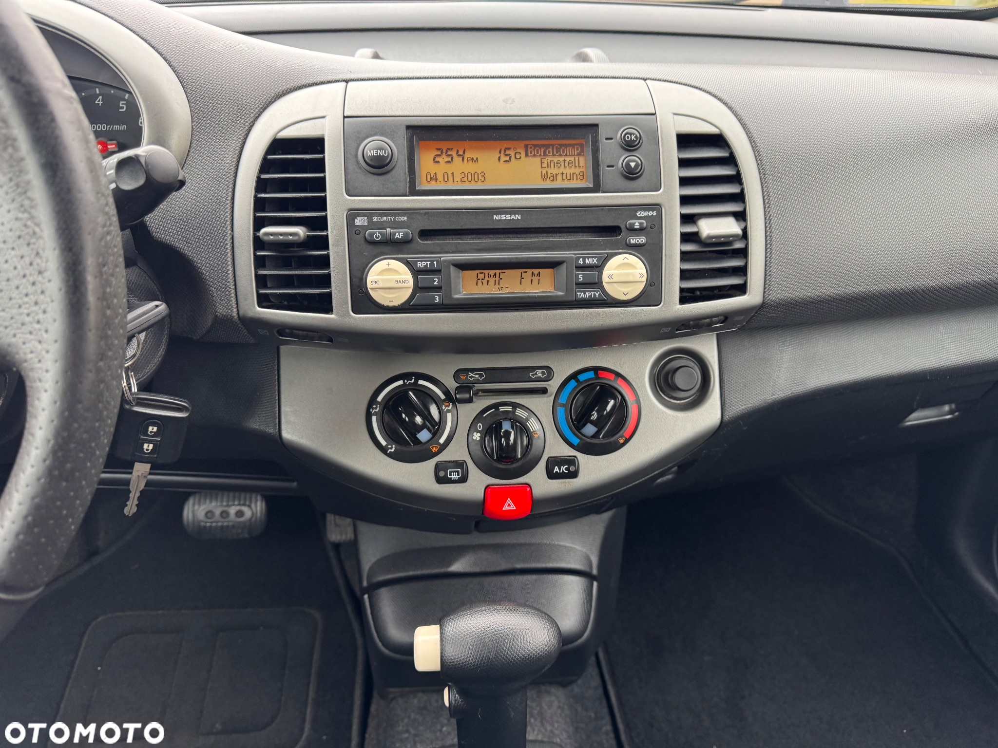 Nissan Micra 1.4 Tekna - 20