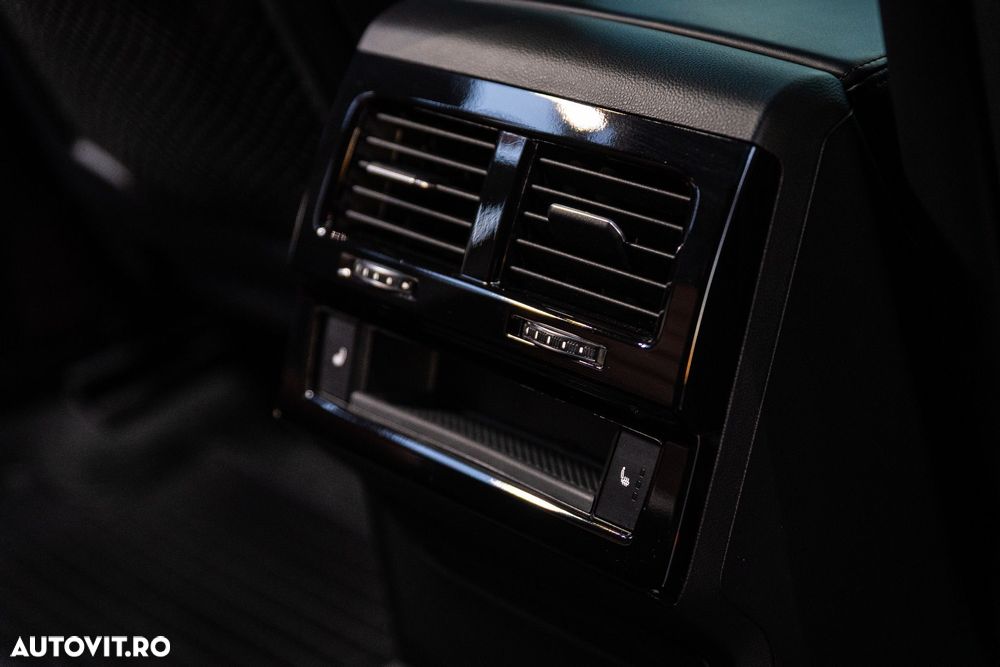 Volkswagen Touareg - 16