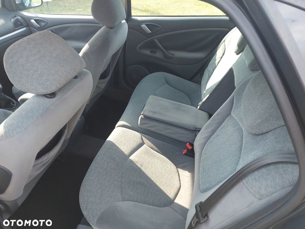 Citroën C5 2.0 16V Exclusive - 13