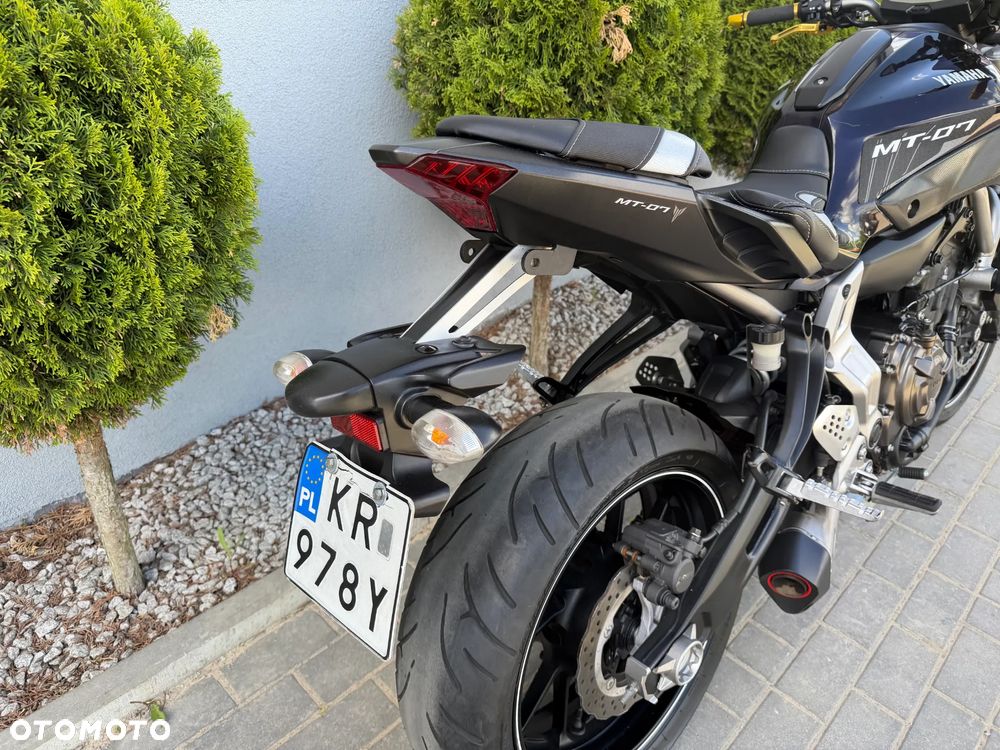 Yamaha MT - 24