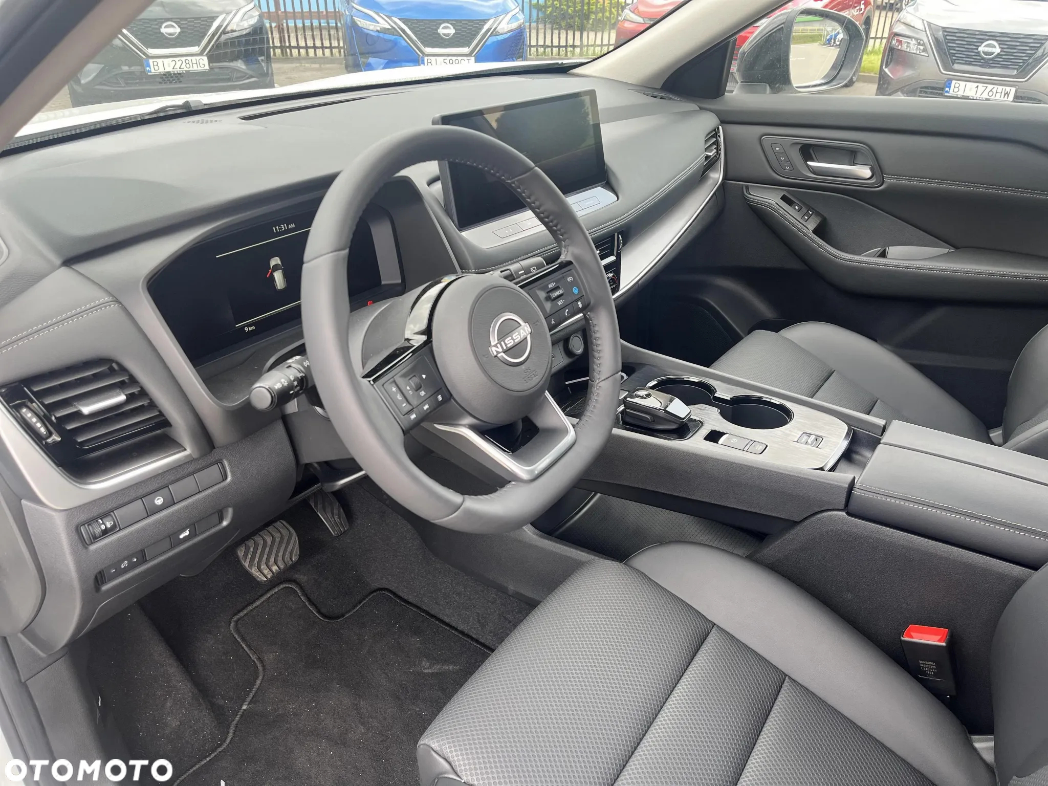Nissan X-Trail - 10