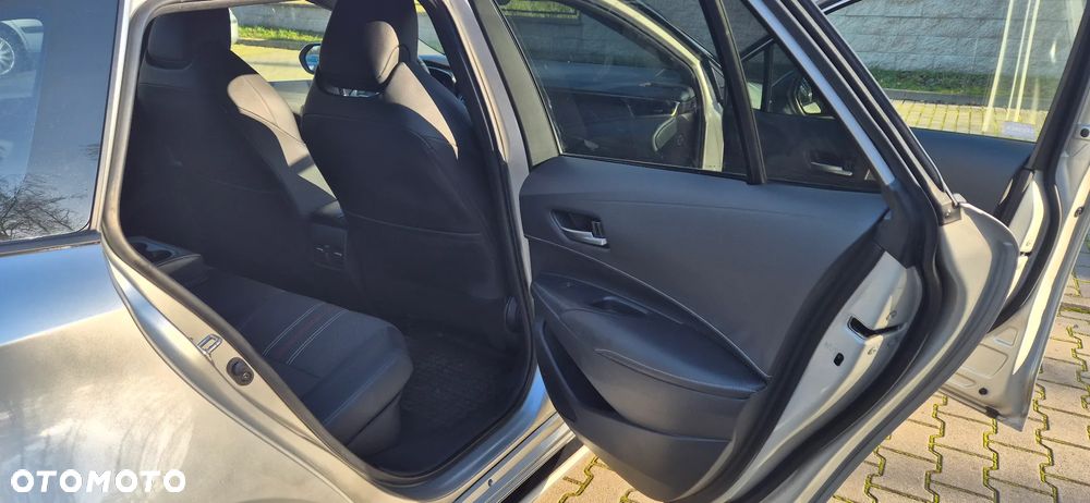 Toyota Corolla 1.8 Hybrid GR Sport - 12