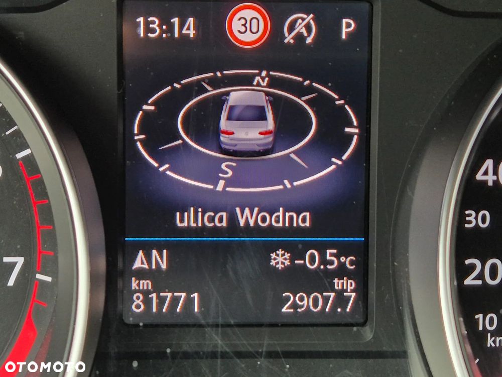 Volkswagen Passat 2.0 TSI Business DSG - 13