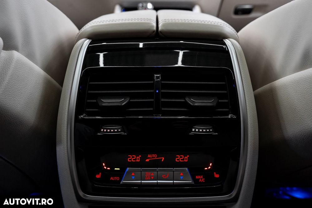 BMW X6 xDrive30d - 17