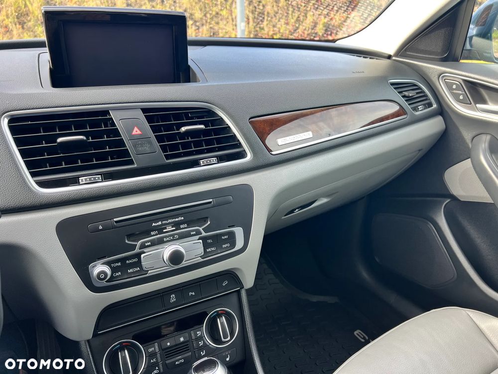 Audi Q3 2.0 TFSI Quattro S tronic design - 28