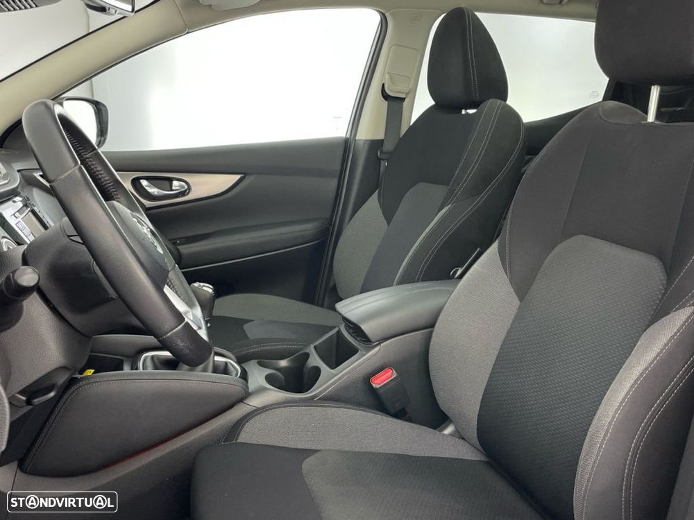 Nissan Qashqai 1.3 DIG-T N-Connecta - 16