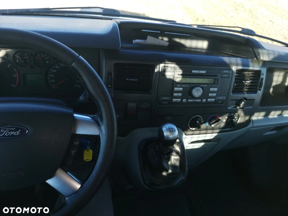 Ford Transit - 7