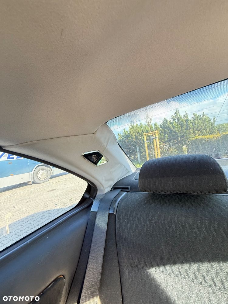 BMW Seria 3 325 Ci - 17