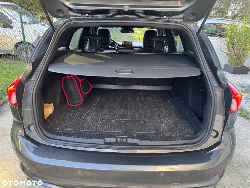 Ford Focus 1.5 EcoBoost ST-Line X - 14