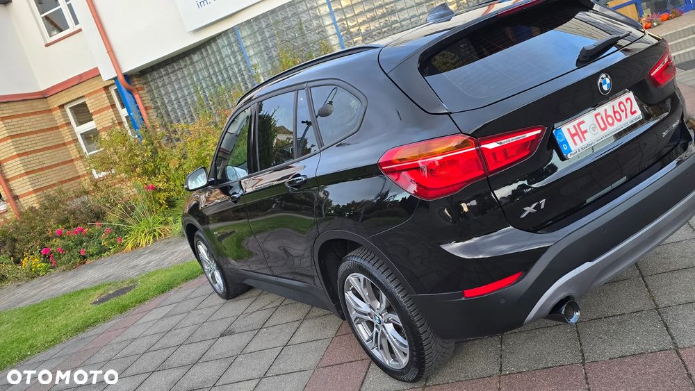 BMW X1 xDrive18d Sport - 33