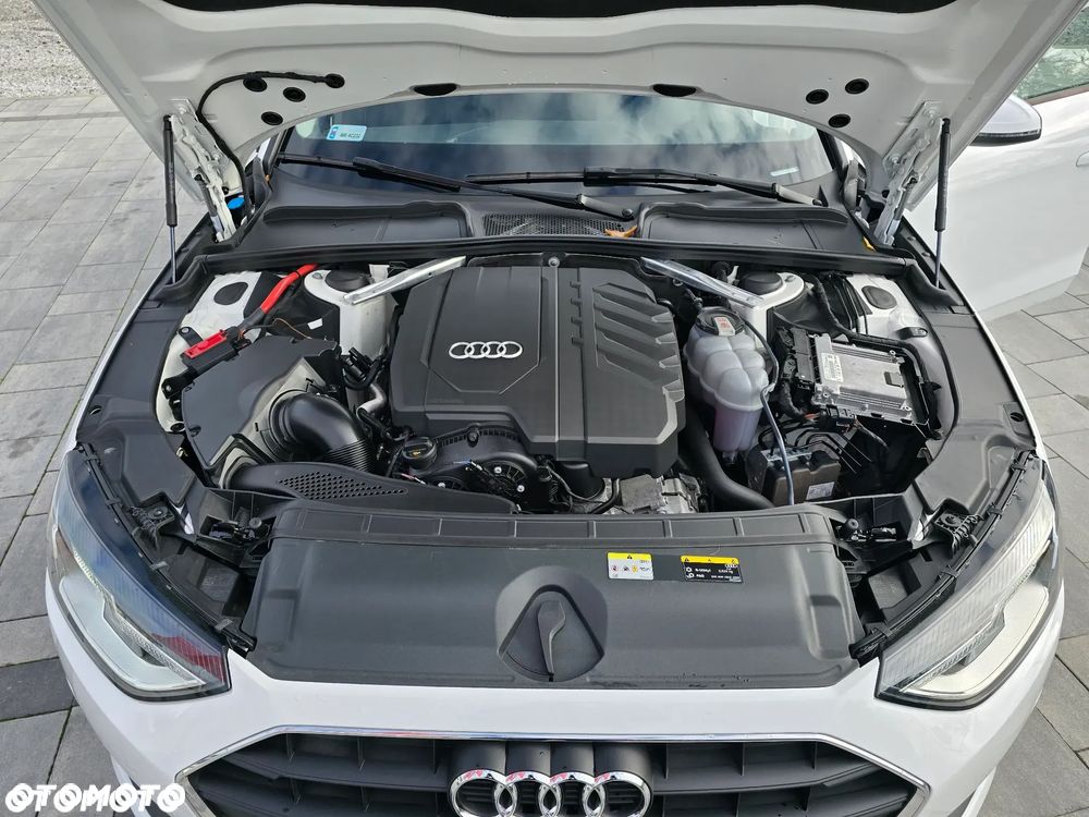 Audi A4 Limousine - 26