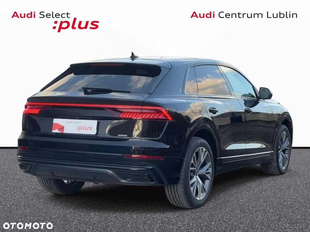 Audi Q8 - 5