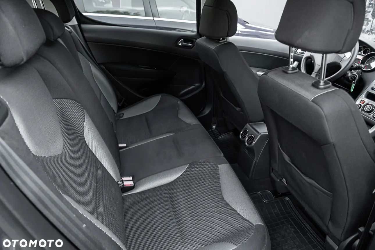 Peugeot 308 120 VTi Sport - 25