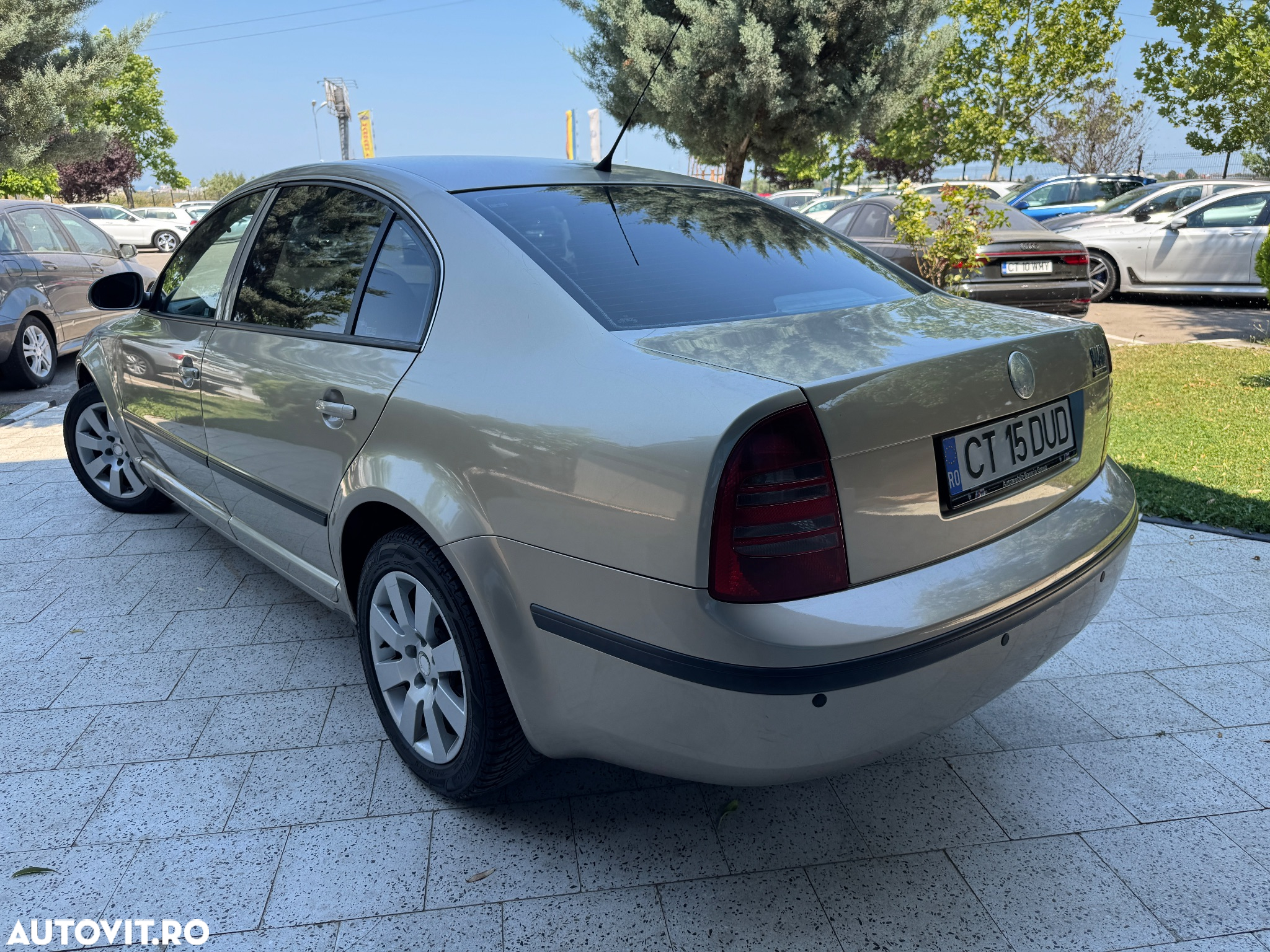 Skoda Superb 1,9 TDI - 12
