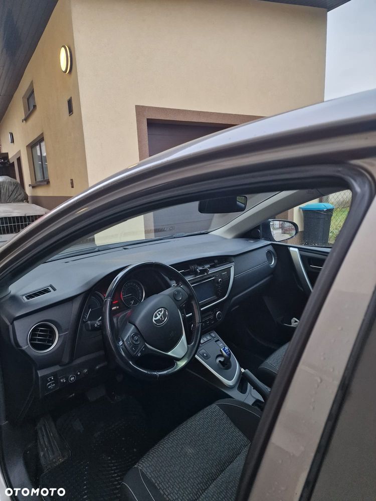 Toyota Auris - 8