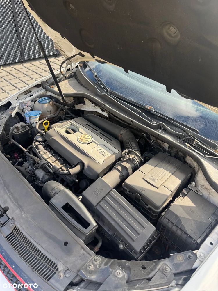 Volkswagen Golf VI 2.0 TSI GTI - 8