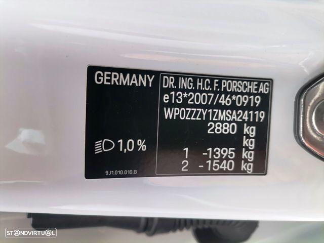 Porsche Taycan 4S - 24