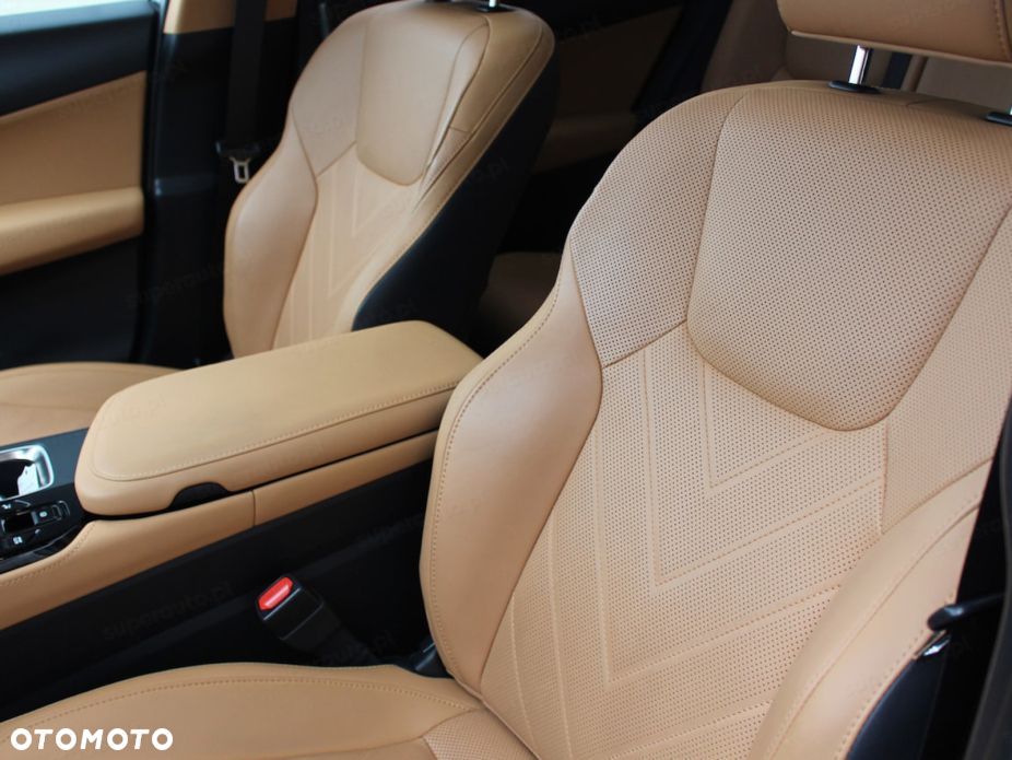 Lexus NX - 7