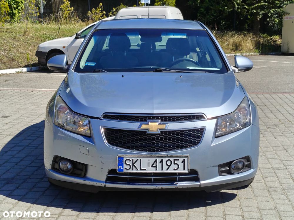 Chevrolet Cruze 2.0 LS - 34
