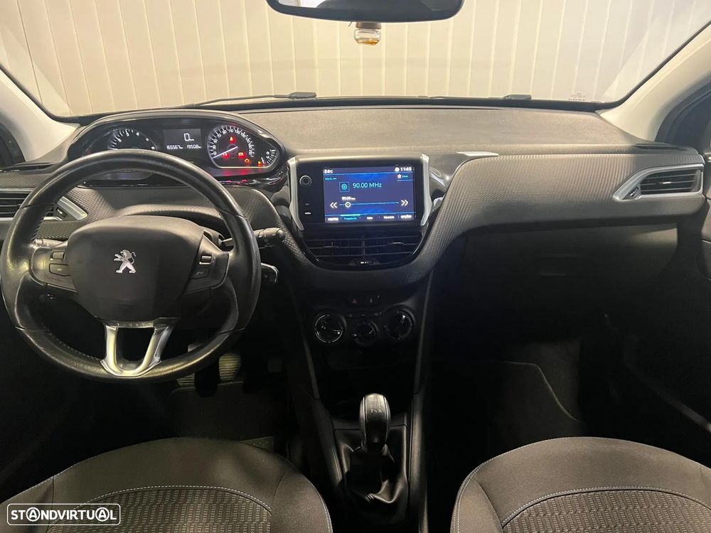 Peugeot 208 1.2 PureTech Style - 3