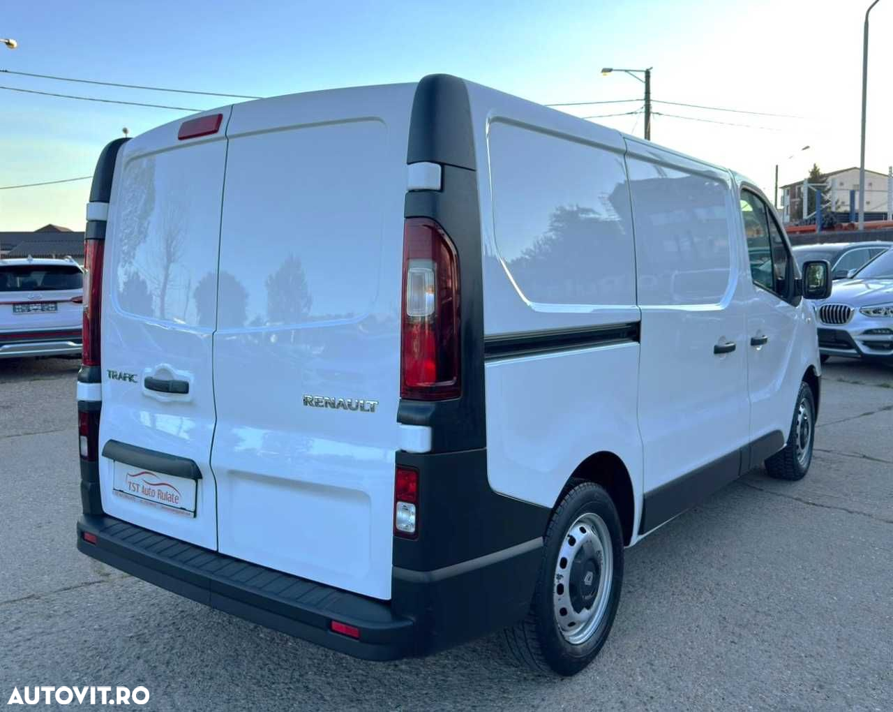 Renault TRAFIC L1H1 - 8