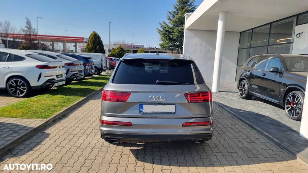 Audi Q7 - 5