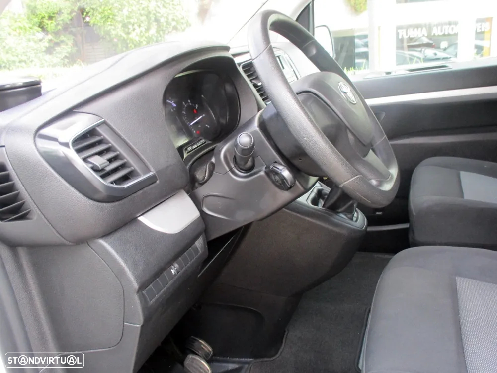 Toyota Proace Verso 1.5 D-4D L2 1.2T Comfort 5L - 19