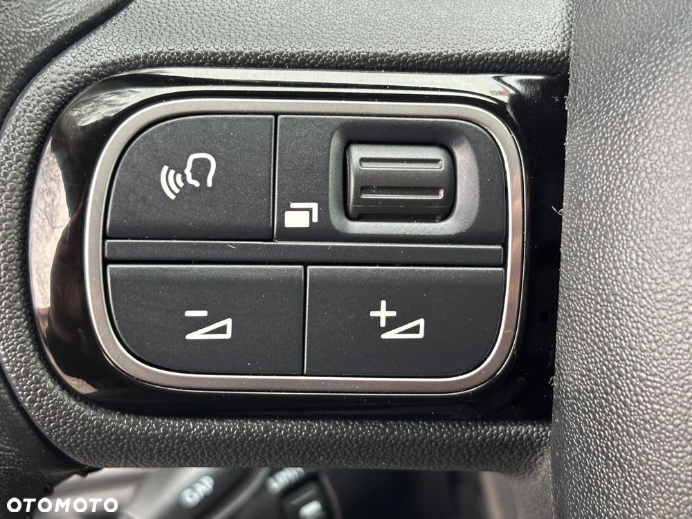 Citroën C5 Aircross 1.2 PureTech Live - 19