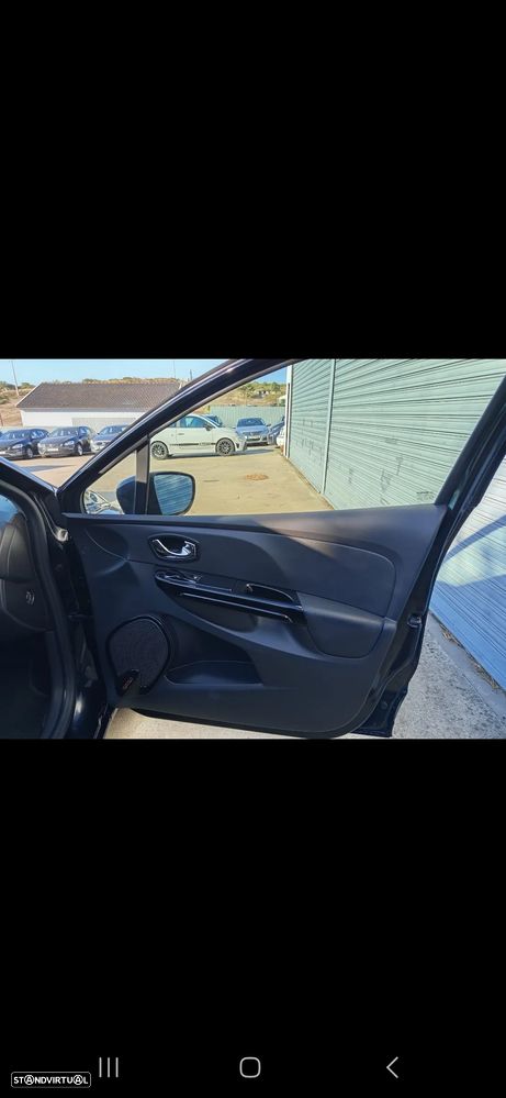 Renault Clio 0.9 TCE Dynamique S - 29
