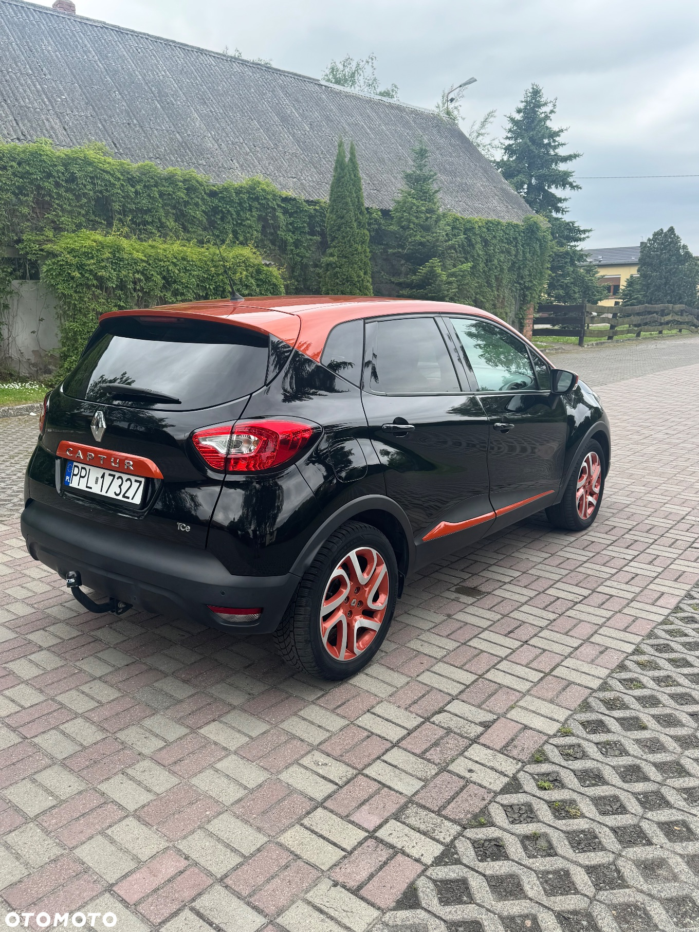 Renault Captur 1.2 TCe Intens EDC - 4